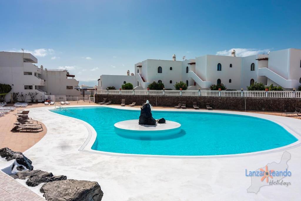 Vivienda Vacacional El Descanso Costa Teguise Kültér fotó