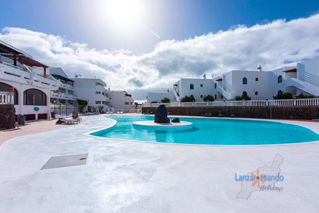 Vivienda Vacacional El Descanso Costa Teguise Kültér fotó